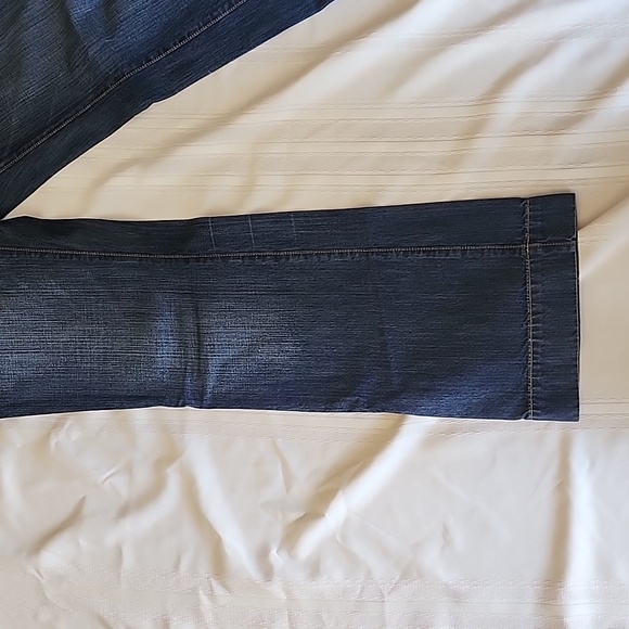 Banana Republic Trouser Jeans - Picture 2 of 7